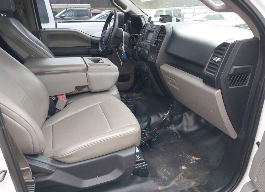 Photo 5 of 2016 Ford F-150 XL (VIN 1FTMF1EF4GKD60292)