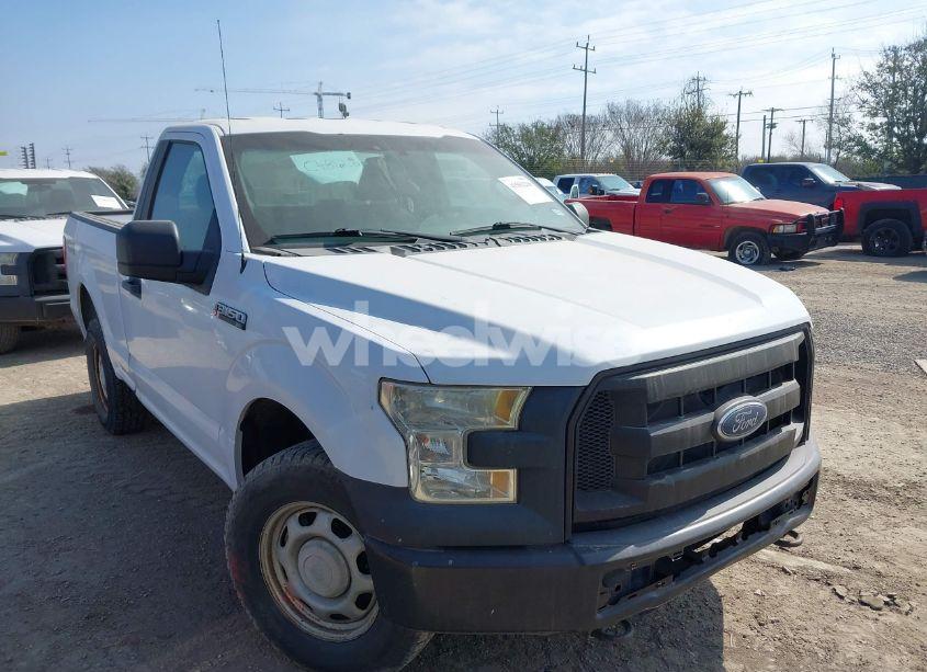 2017 Ford F-150 XL (VIN 1FTMF1EF6HKC48126) main photo