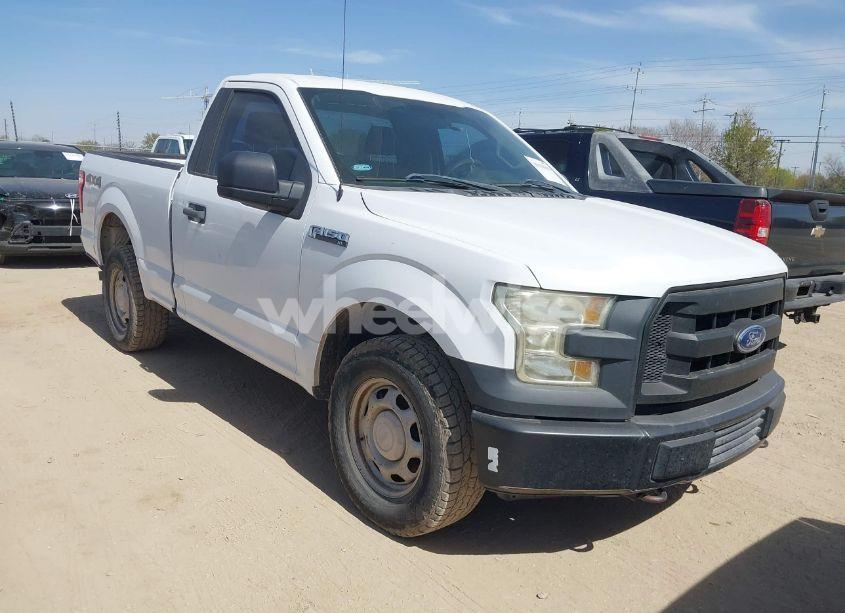 2017 Ford F-150 XL (VIN 1FTMF1EF9HKC48136) main photo