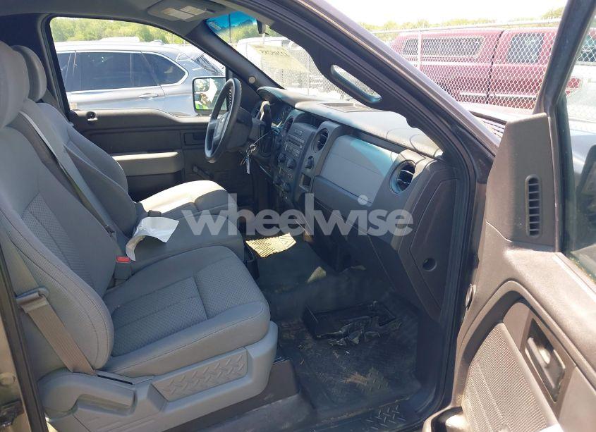 Photo 5 of 2014 Ford F-150 XL (VIN 1FTMF1EM0EKF16761)