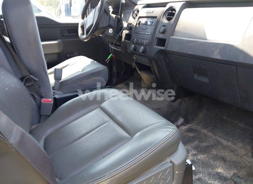 Photo 5 of 2014 Ford F-150 XL (VIN 1FTMF1EM8EKF10898)