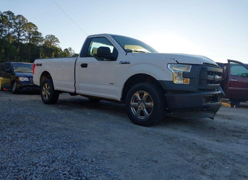 2016 Ford F-150 XL (VIN 1FTMF1EP2GKD05560) main photo