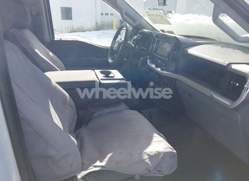 Photo 5 of 2022 Ford F-150 XL (VIN 1FTMF1EP8NKD86609)