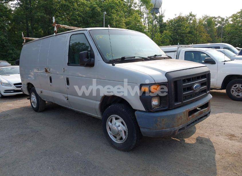 2011 Ford E-150 COMMERCIAL (VIN 1FTNE1EW3BDB06240) main photo