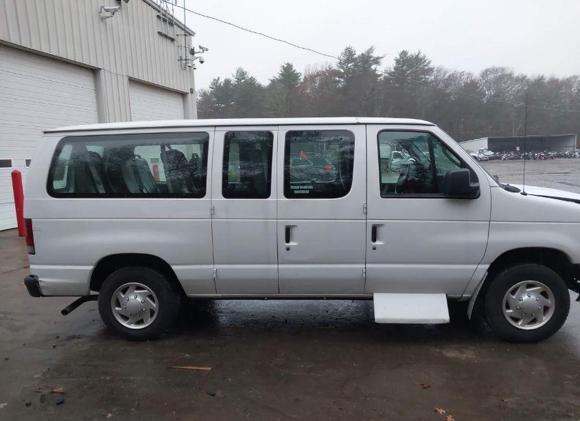 Photo 13 of 2011 Ford E-150 COMMERCIAL (VIN 1FTNE1EW3BDB34877)