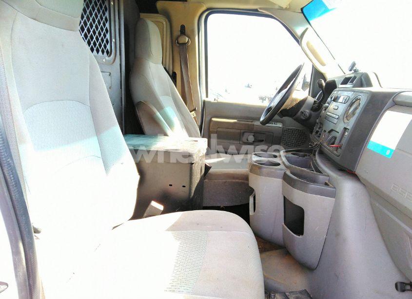 Photo 5 of 2013 Ford E-150 COMMERCIAL (VIN 1FTNE1EW4DDA58850)