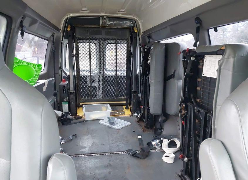 Photo 7 of 2010 Ford E-150 COMMERCIAL/RECREATIONAL (VIN 1FTNE1EW8ADA38077)