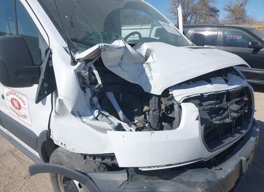 Photo 6 of 2015 Ford Transit-150 (VIN 1FTNE1YG6FKB11700)