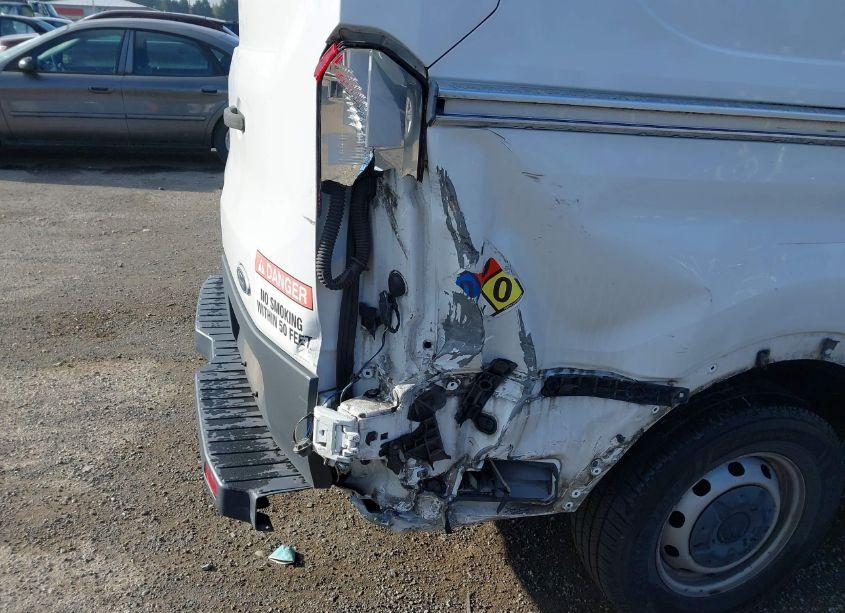 Photo 6 of 2015 Ford Transit-150 (VIN 1FTNE1YM3FKA64454)