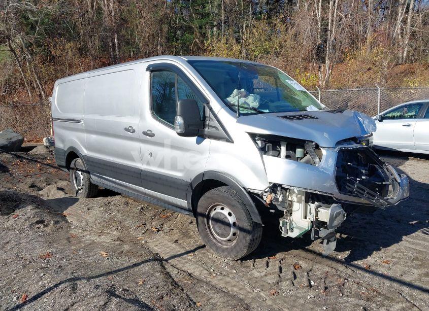 2015 Ford Transit-150 (VIN 1FTNE1YM6FKB02145) main photo