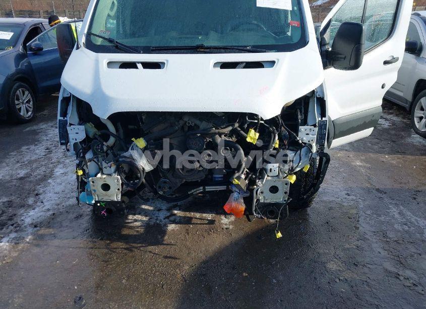 Photo 6 of 2015 Ford Transit-150 (VIN 1FTNE1ZM4FKB32632)
