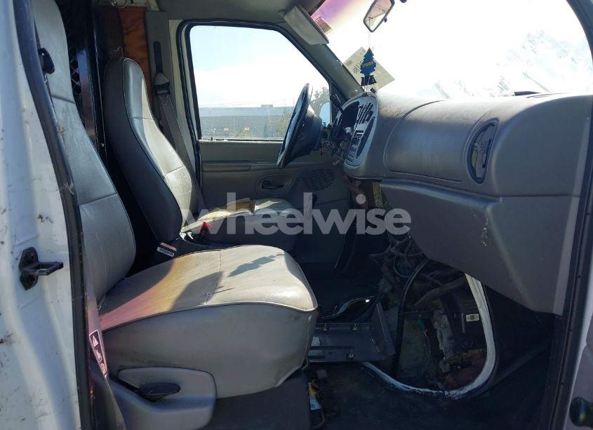 Photo 5 of 1999 Ford E-250 COMMERCIAL/RECREATIONAL (VIN 1FTNE24L1XHB25463)