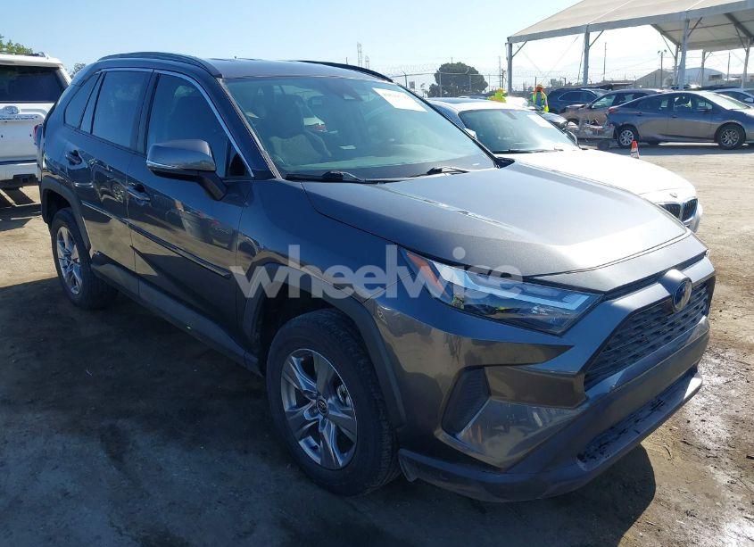 2022 Toyota Rav4 HYBRID XLE (VIN 1FTNE24L23H******) main photo