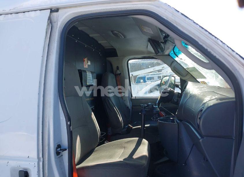 Photo 5 of 2007 Ford E-250 COMMERCIAL/RECREATIONAL (VIN 1FTNE24W67DA99931)