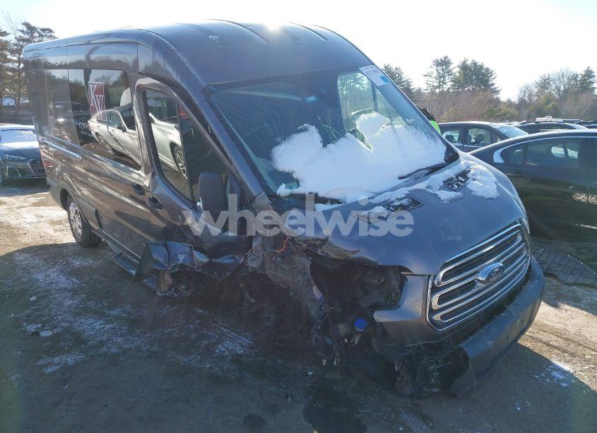 2015 Ford Transit-150 (VIN 1FTNE2CM5FKB24232) main photo