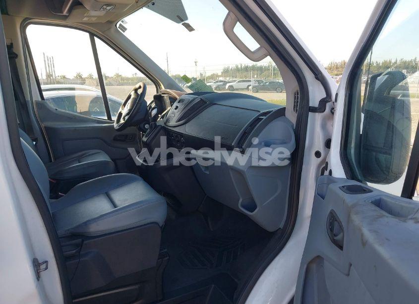 Photo 5 of 2015 Ford Transit-150 (VIN 1FTNE2CM9FKA64133)