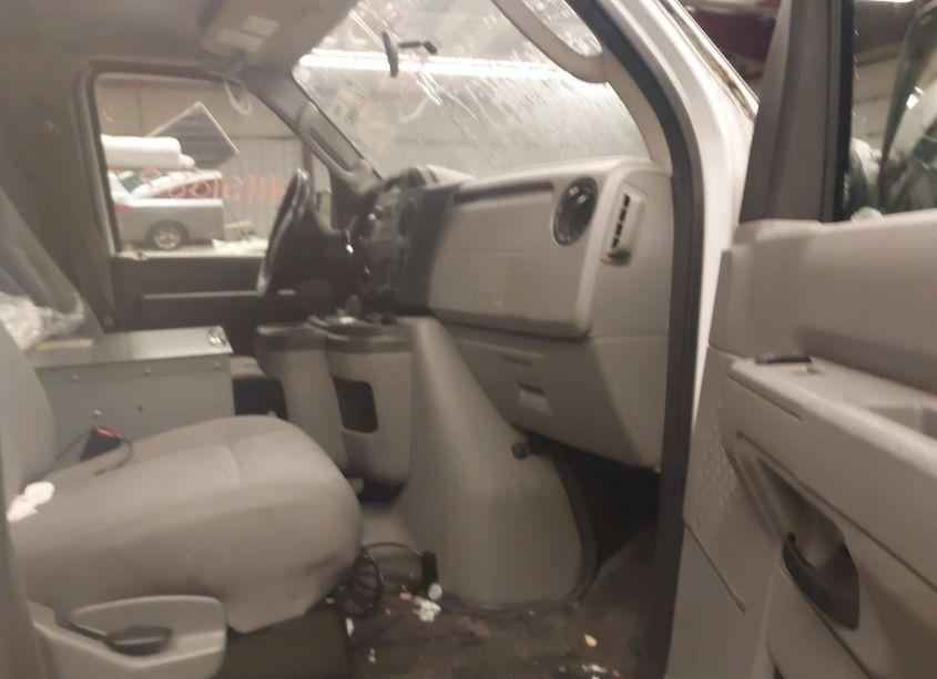 Photo 5 of 2014 Ford E-250 COMMERCIAL (VIN 1FTNE2EL7EDB13837)