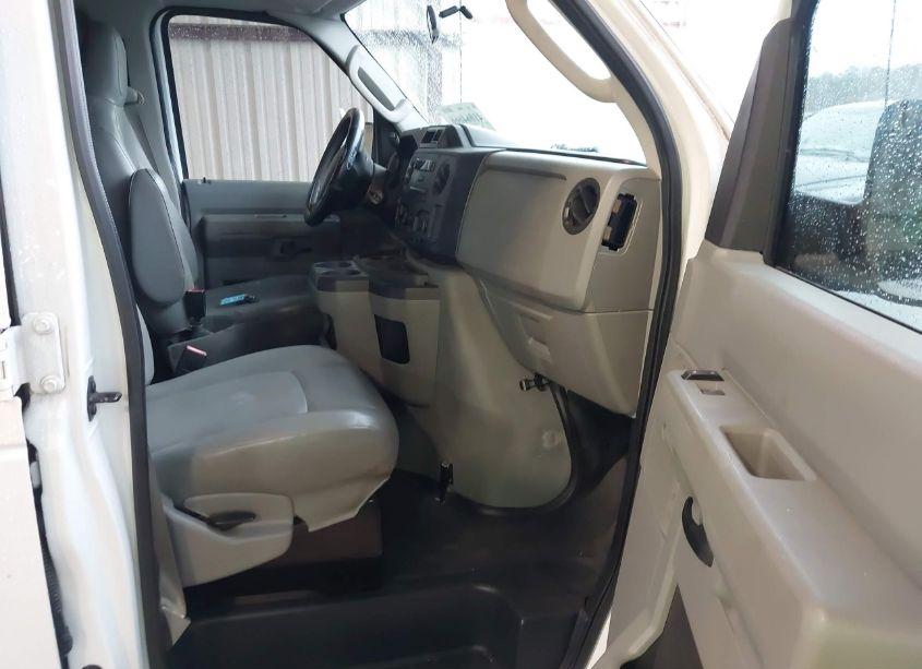 Photo 5 of 2011 Ford E-250 COMMERCIAL (VIN 1FTNE2ELXBDA81333)