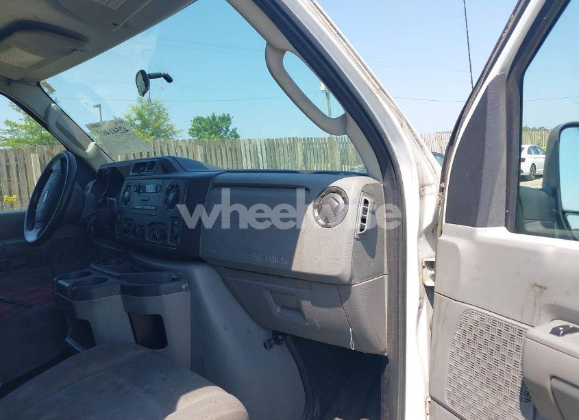 Photo 5 of 2013 Ford E-250 COMMERCIAL (VIN 1FTNE2EW7DDA46178)