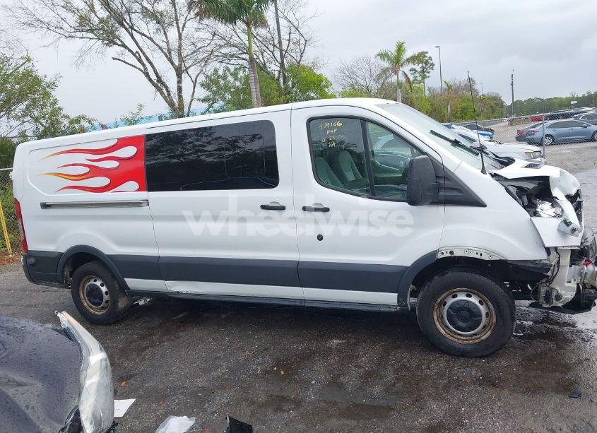 Photo 14 of 2015 Ford Transit-150 (VIN 1FTNE2YGXFKA32424)