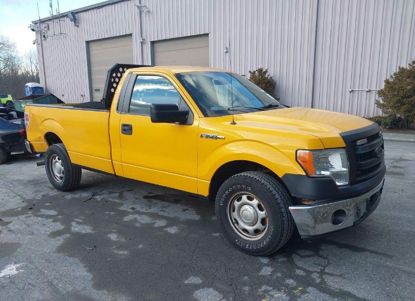 2014 Ford F-150 XL (VIN 1FTNF1CF0EKG52980) main photo