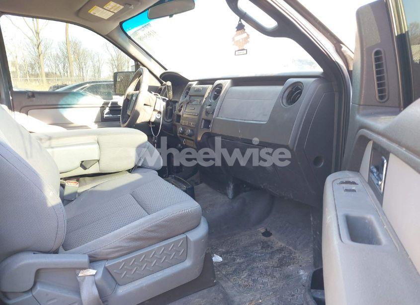 Photo 5 of 2013 Ford F-150 XL (VIN 1FTNF1CF1DKD43758)