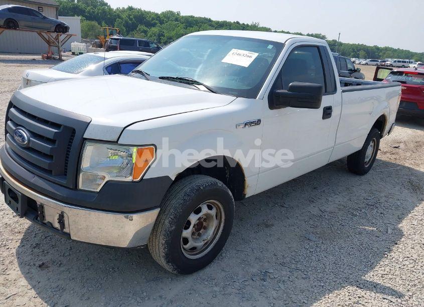 Photo 2 of 2011 Ford F-150 XL (VIN 1FTNF1CF2BKE07822)