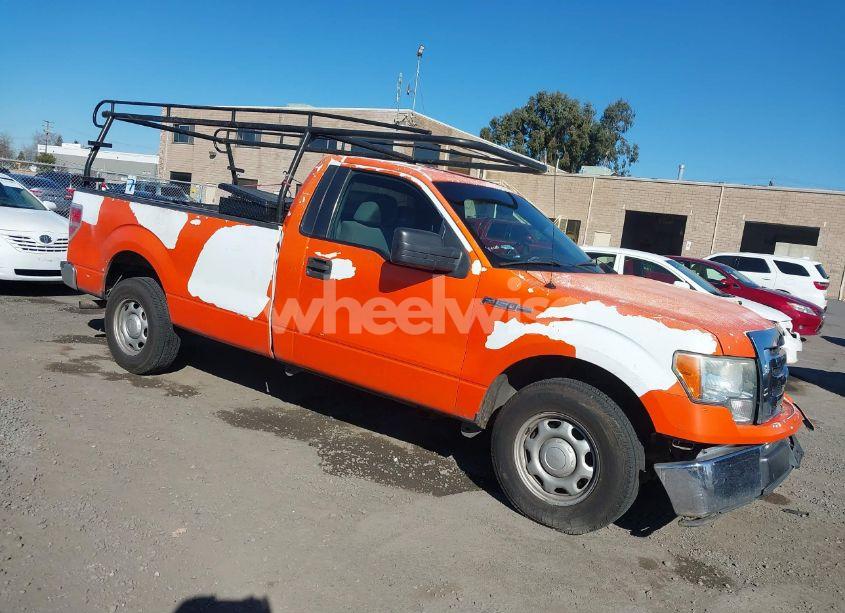 2011 Ford F-150 XL (VIN 1FTNF1CF3BKD32547) main photo