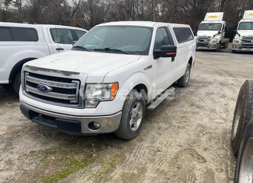 Photo 2 of 2014 Ford F-150 XLT (VIN 1FTNF1CF5EKD79597)