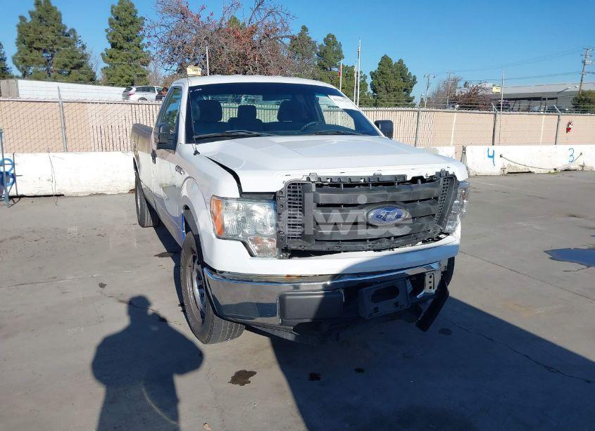2014 Ford F-150 XL (VIN 1FTNF1CF7EKD17361) main photo