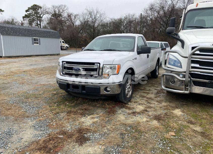 Photo 2 of 2014 Ford F-150 XLT (VIN 1FTNF1CF7EKE17816)