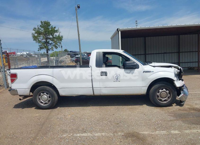 Photo 13 of 2014 Ford F-150 XL (VIN 1FTNF1CF7EKE27942)