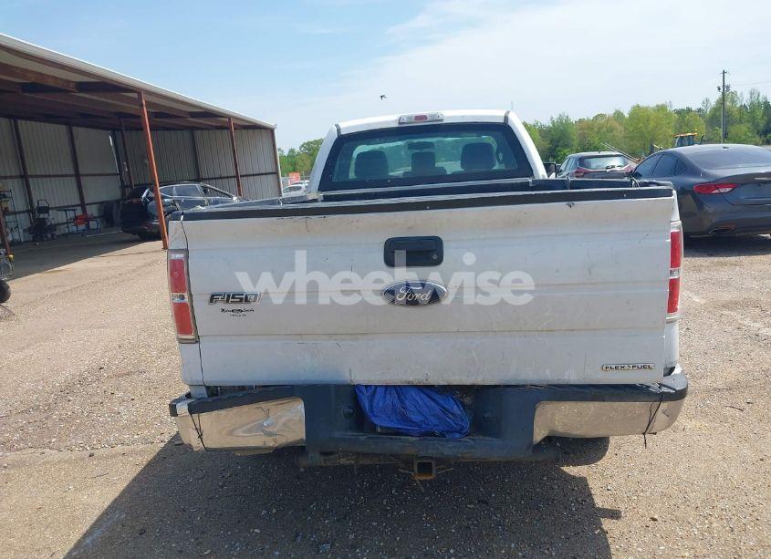 Photo 16 of 2014 Ford F-150 XL (VIN 1FTNF1CF7EKE27942)