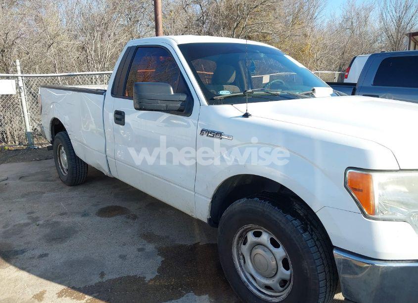 Photo 13 of 2014 Ford F-150 XL (VIN 1FTNF1CF8EKD18647)