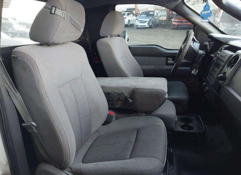 Photo 8 of 2013 Ford F-150 XL (VIN 1FTNF1CF9DKE25110)