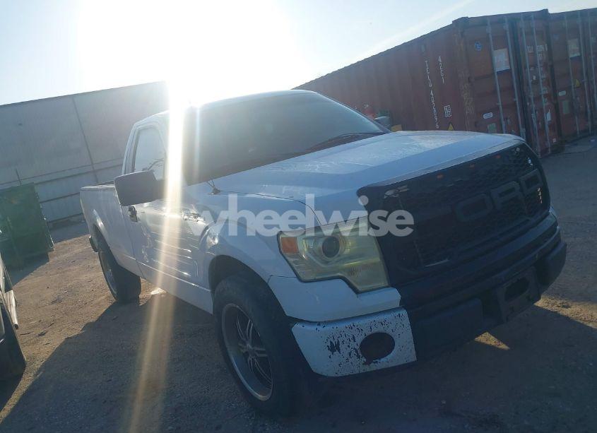 2010 Ford F-150 XL/XLT (VIN 1FTNF1CV5AKA89698) main photo