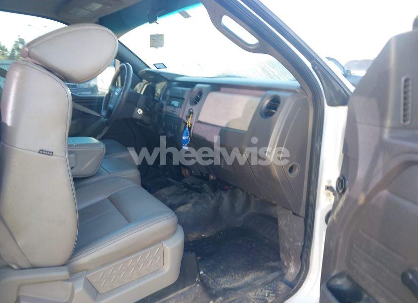 Photo 5 of 2010 Ford F-150 XL/XLT (VIN 1FTNF1CV5AKA89698)