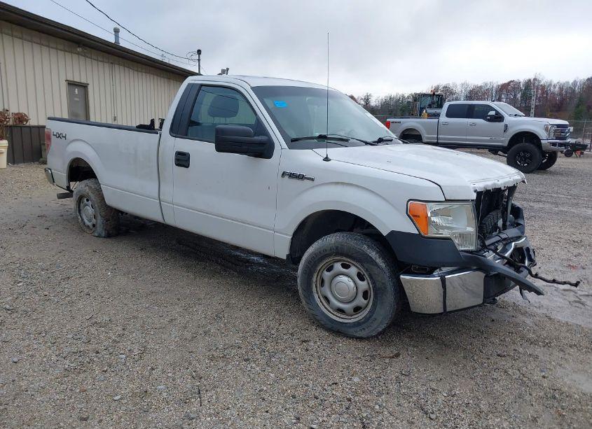 2014 Ford F-150 XL (VIN 1FTNF1EF7EKG51242) main photo