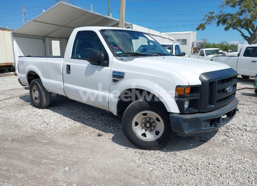 2009 Ford F-250 XL/XLT (VIN 1FTNF20509EB11983) main photo