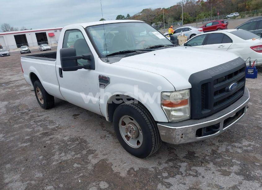 2008 Ford F-250 XL/XLT (VIN 1FTNF20528EA72828) main photo