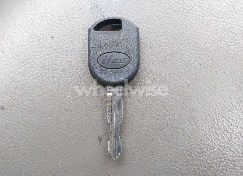 Photo 11 of 2008 Ford F-250 XL/XLT (VIN 1FTNF20528EA72828)