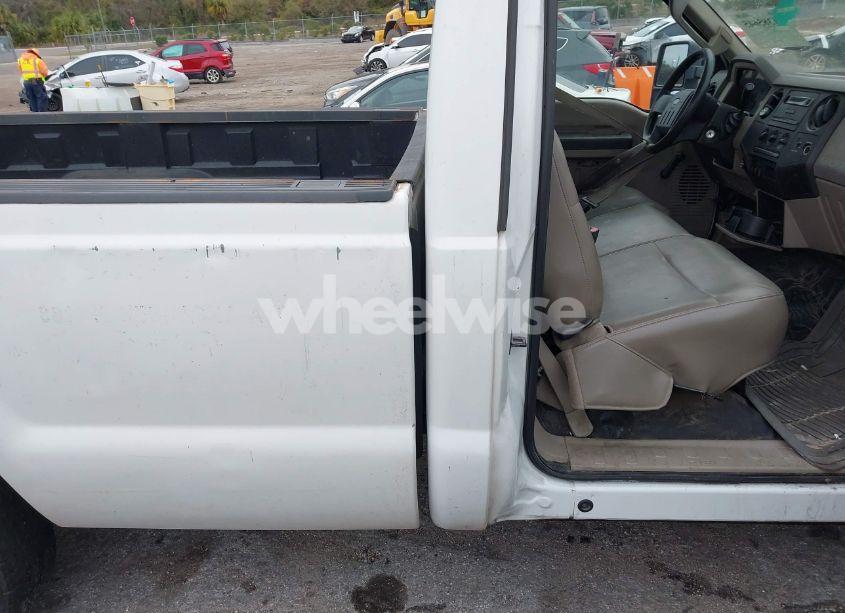 Photo 8 of 2008 Ford F-250 XL/XLT (VIN 1FTNF20528EA72828)