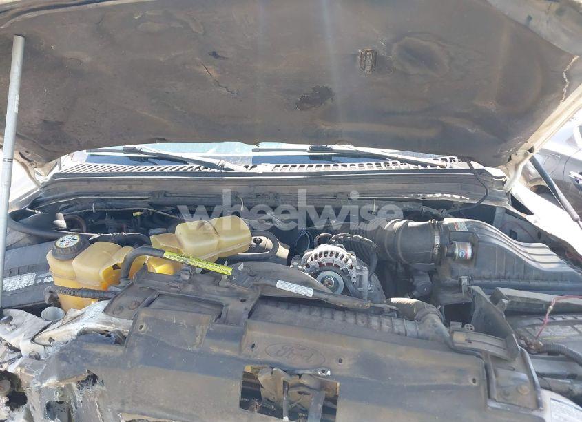 Photo 10 of 2001 Ford F-250 XL/XLT (VIN 1FTNF20F71EC91153)