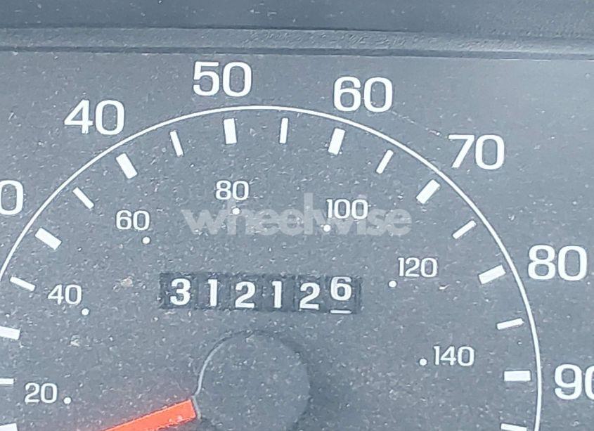 Photo 15 of 2001 Ford F-250 XL/XLT (VIN 1FTNF20F71EC91153)