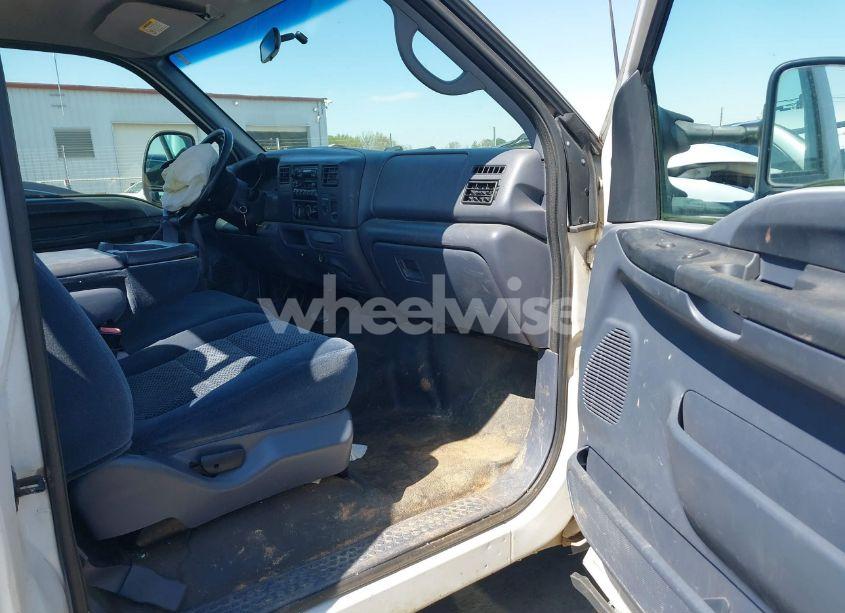 Photo 5 of 2001 Ford F-250 XL/XLT (VIN 1FTNF20F71EC91153)