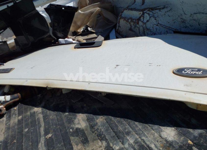 Photo 12 of 1999 Ford F-250 LARIAT/XL/XLT (VIN 1FTNF20L3XEC76809)