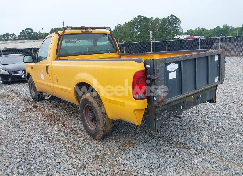 Photo 3 of 2004 Ford F-250 XL/XLT (VIN 1FTNF20L44EC05520)