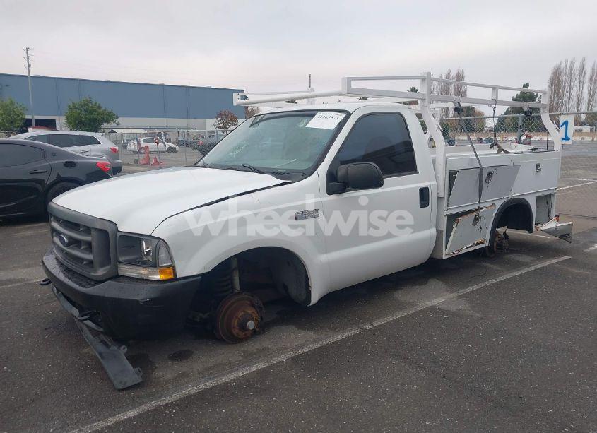 Photo 2 of 2004 Ford F-250 XL/XLT (VIN 1FTNF20L64EE05962)