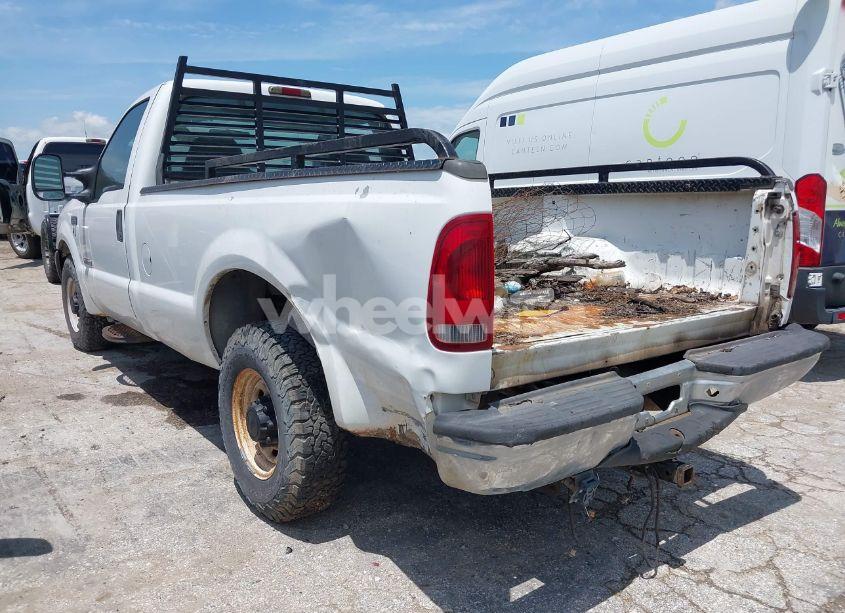 Photo 3 of 2003 Ford F-250 XL/XLT (VIN 1FTNF20P63EB39019)