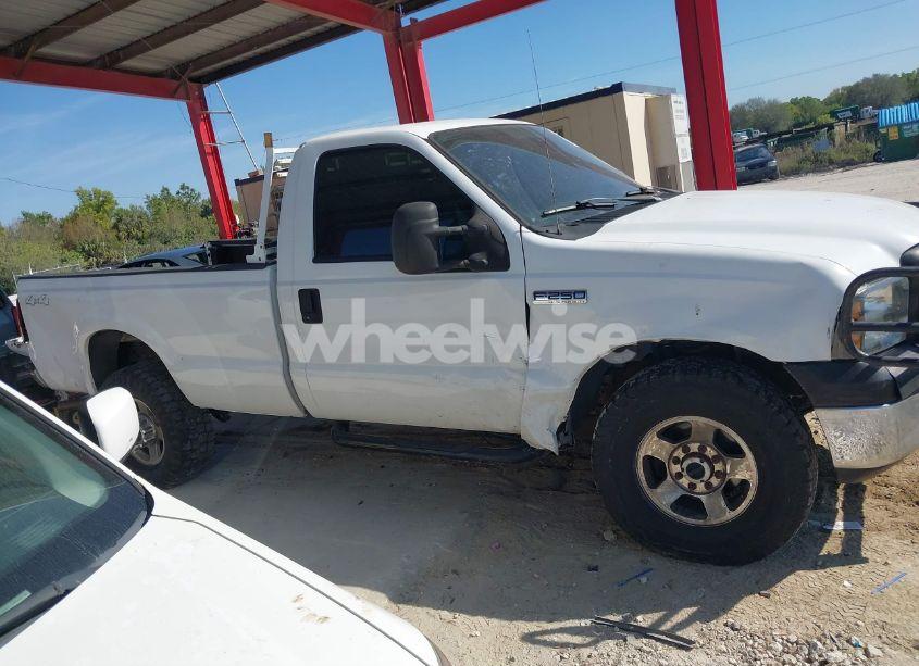 Photo 13 of 2006 Ford F-250 (VIN 1FTNF21536EC81197)